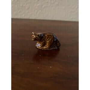Vintage Wade England Miniature Porcelain Figurine Whimsies Brown Raccoon
